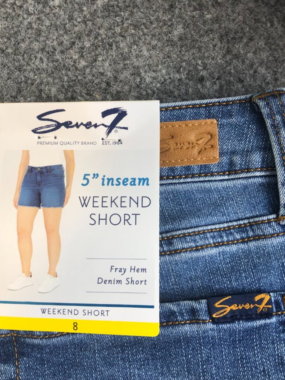 Seven7 Shorts Womens 8 Weekend Short 5" Inseam Fray Hem Light Wash Mid Rise - Picture 9 of 10